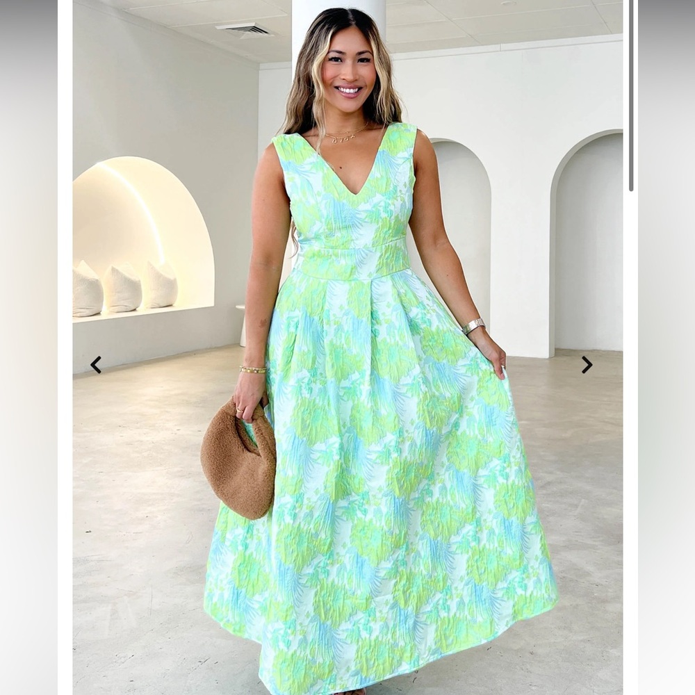 NWT Jacquard Midi Dress